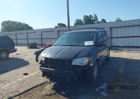 2016 Chrysler Town & Country Touring из США, поврежденный, VIN 2C4RC1BG5GR215114